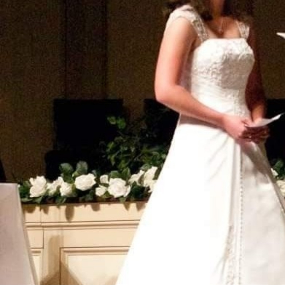 Wedding dress